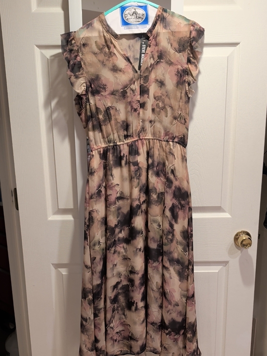 Steve Madden Dresses & Skirts - Steve Madden Beige, Pink And Black Floral Maxi Dress
